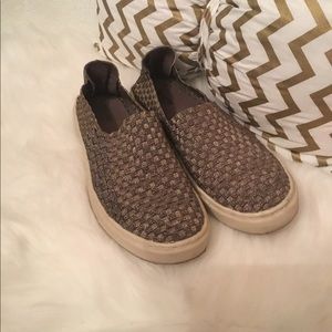 Mossimo sneakers 👟